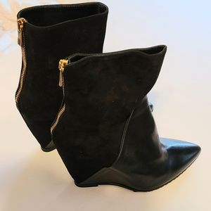 Black Leather Wedge Bootie. NIB. US 8. MADE IN ITALY.